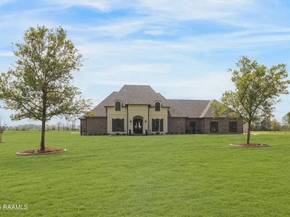 9737 State Highway 82, Abbeville, LA 70510