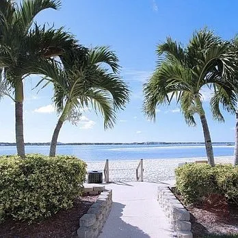 895 S Gulfview Blvd #202 — Photo 24