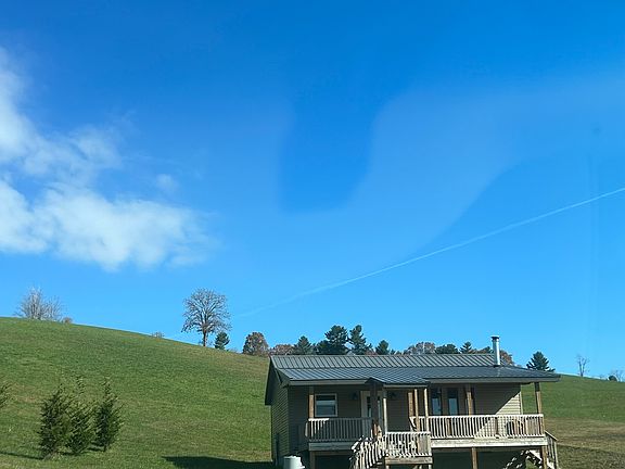 2nd image of 5967 Mount View Rd