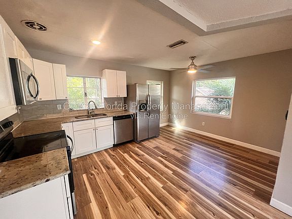 5th image of 1110 Poinsettia Ave #B