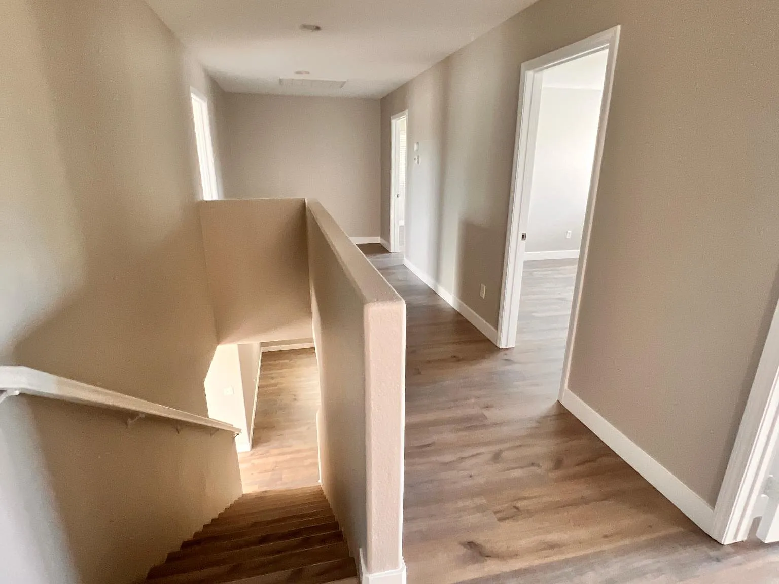 4 bed, 2.5 bath, 2696 sqft, $3,400 — Photo 2