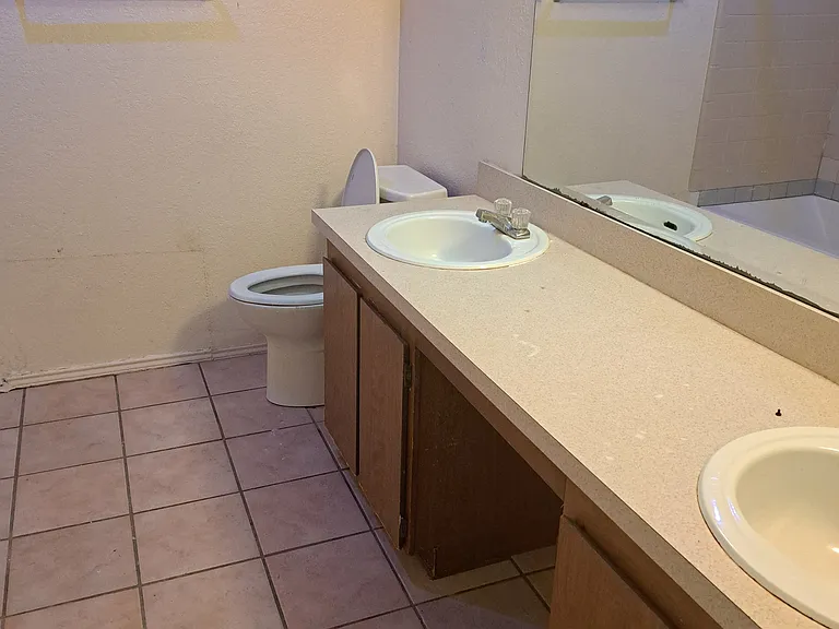 2705 Rustic Forest Rd — Photo 7