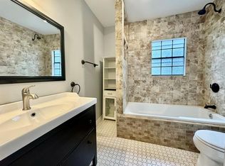 1833 Colquitt St, Houston, TX 77098