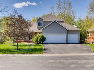 2011 Forest Ridge Ln, Buffalo, MN 55313