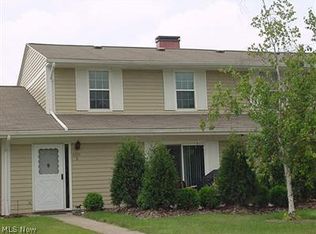 4910B Independence Cir, Stow, OH 44224