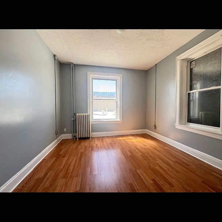 2nd image of 402 Central Ave #B4