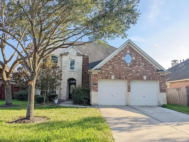 13610 Orchard Wind Ln — Photo 1