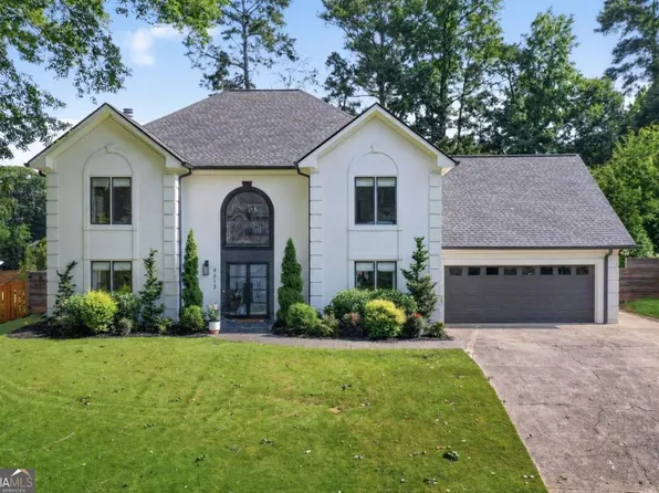 4013 Almond Ct, Marietta, GA 30062