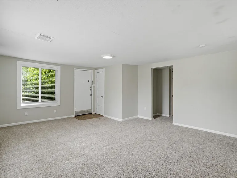 1214 Jones St — Photo 21
