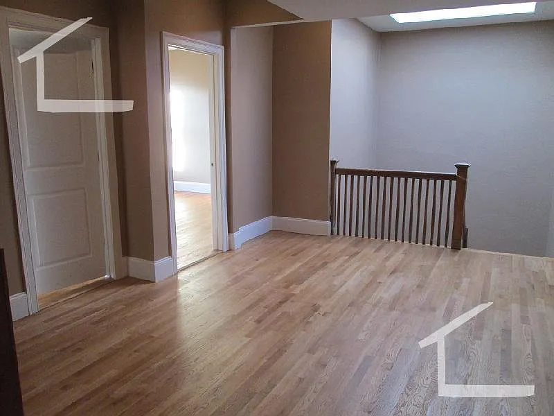 4 bed, 1600 sqft, $5,400 — Photo 4