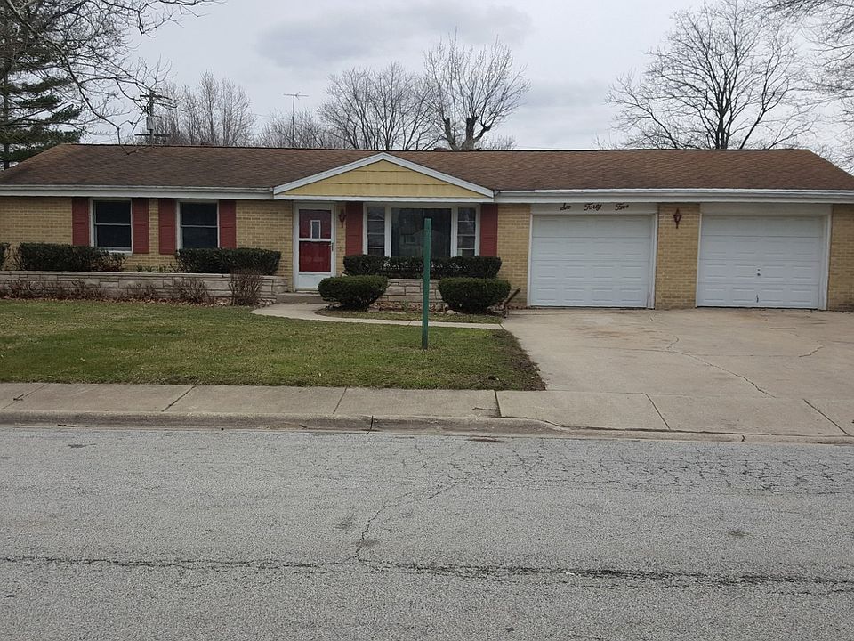 1st image of 645 Robert Dr