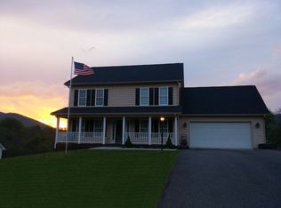 165 Brookfield Ln, Roanoke, VA 24012