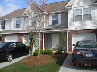 202 Poplar Grove Pl, Summerville, SC 29483