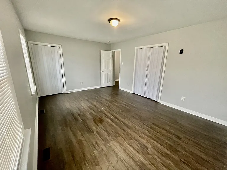 3401 Chalfont Dr — Photo 7