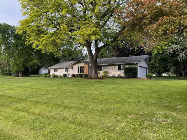 N54W33114 Linden CIRCLE EAST East, Nashotah, WI 53058