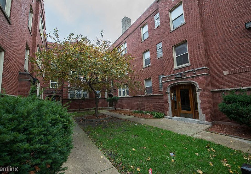6700 S Indiana Apartments Chicago Exterior_13