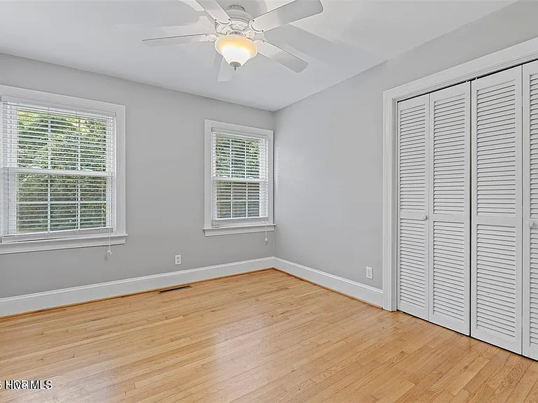 1104 N Overlook Dr — Photo 19