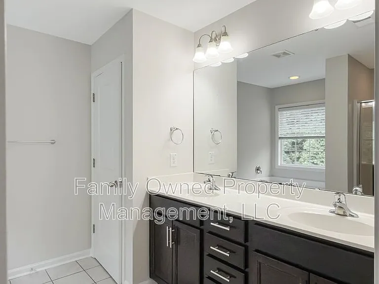 603 Pendleton Dr — Photo 23