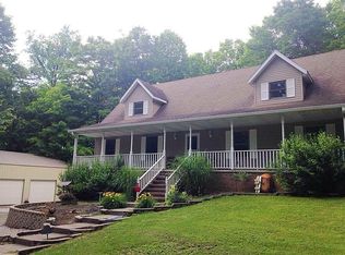 91 E Gilland Ln, Bloomfield, IN 47424