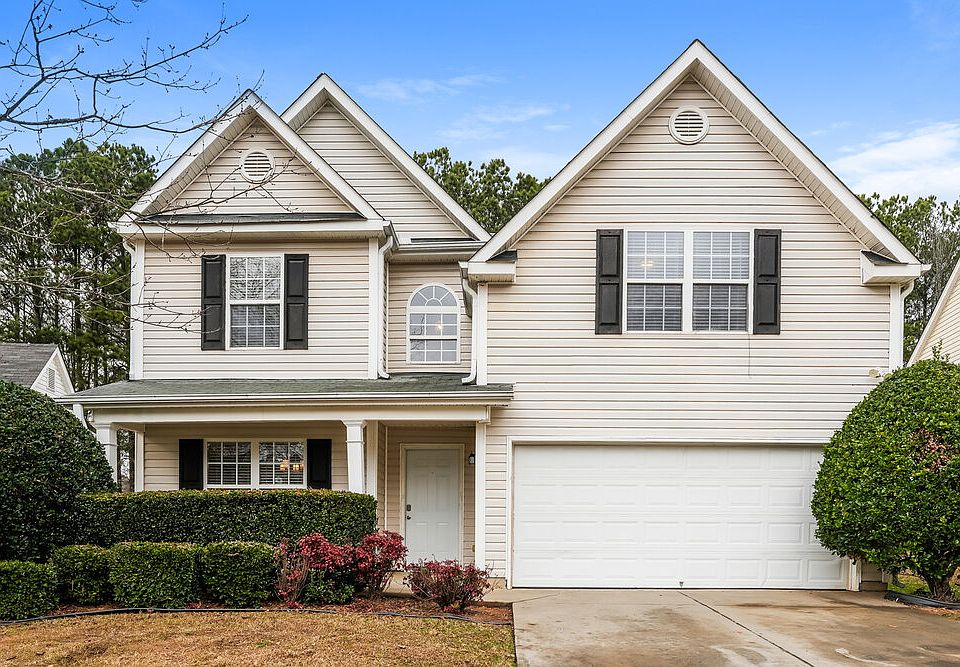 1st image of 385 Shadowbrooke Cir