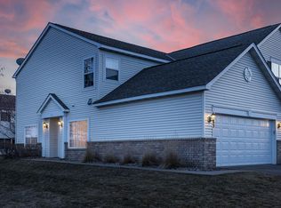 1363 Yorkshire Ln, Shakopee, MN 55379