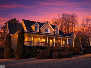 5720 Twelve Oaks Dr, Cumming, GA 30028