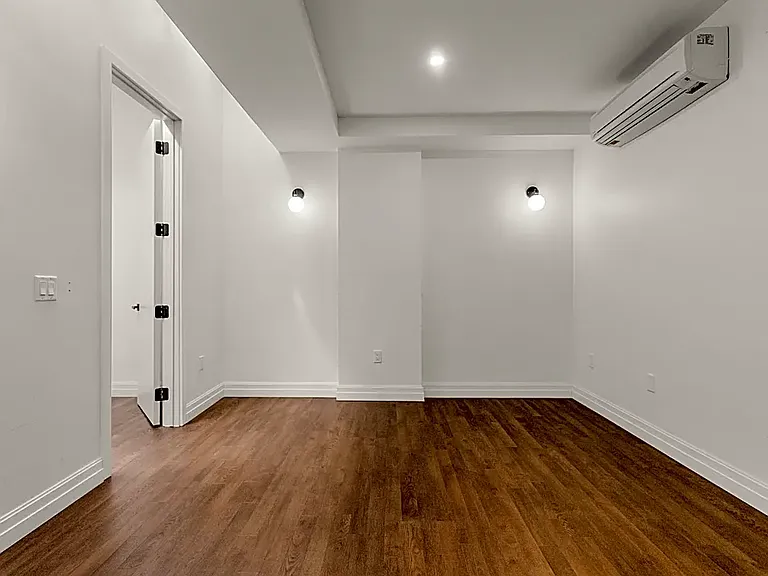 107 Court St #101 — Photo 32