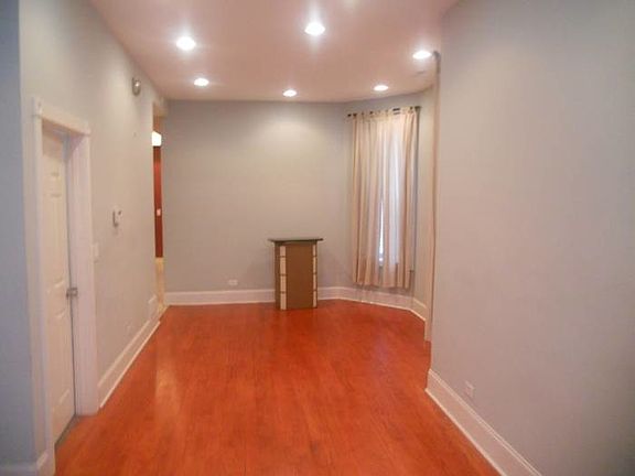 5th image of 1715 N Karlov Ave #1