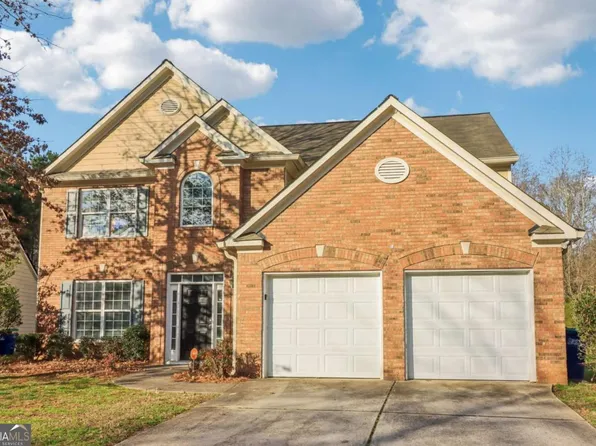 4677 Creekside Cv, Atlanta, GA 30349