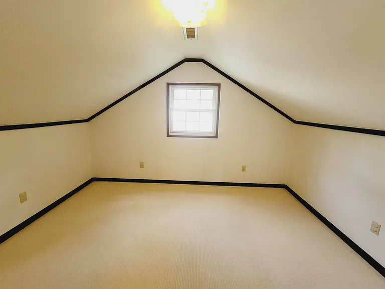 608 Talaflo St — Photo 23