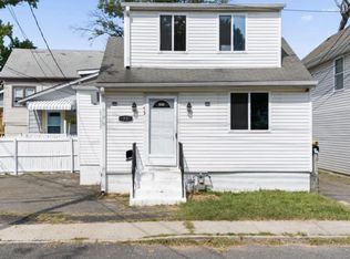 73 Oak St, Keansburg, NJ 07734