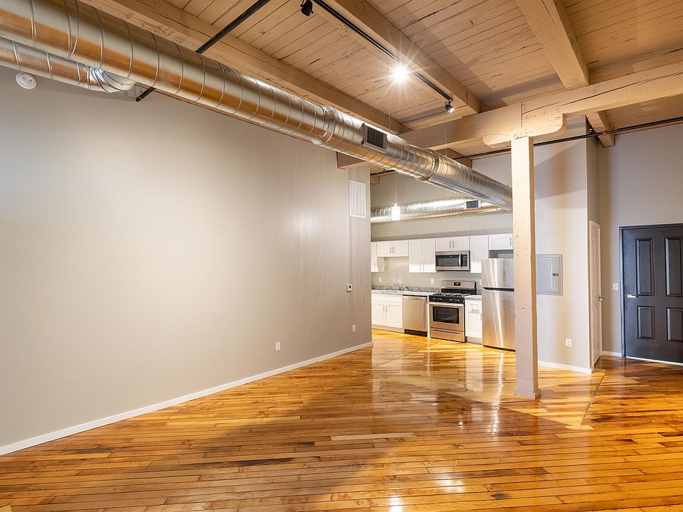 1st image of 116 N 4th St #205