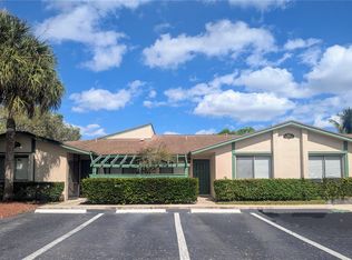 448 Lakeview Dr APT 2, Weston, FL 33326