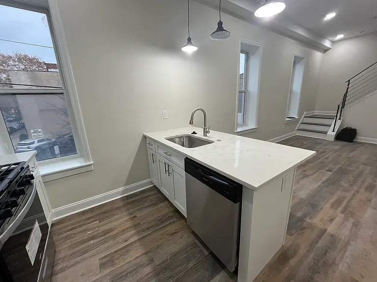1401 S Broad St #B — Photo 3