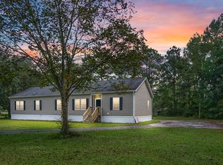 1312 Mail Route Rd, Bonneau, SC 29431