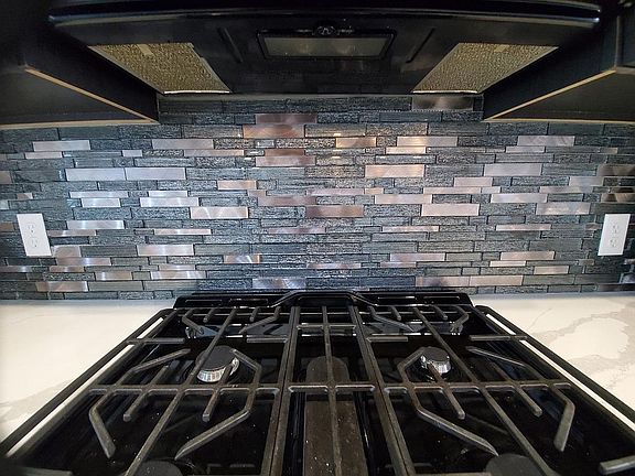 Kitchen Backsplash