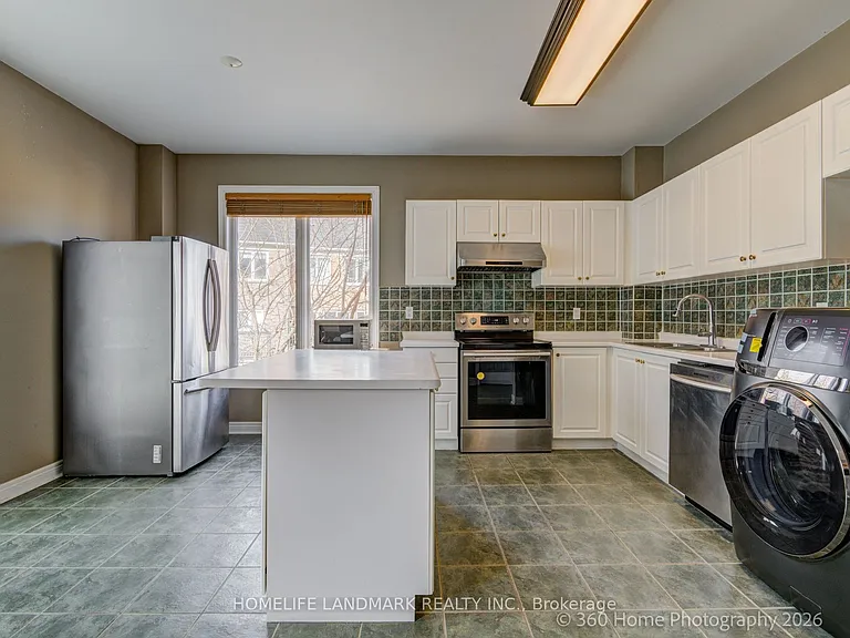 189 Leitchcroft Cres #UPPER — Photo 5
