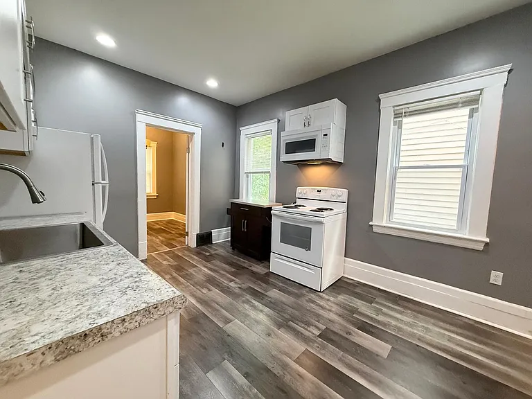 6719 Bridge Ave #2 — Photo 27