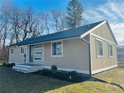 437 N Wheaton Ave, Seekonk, MA, 02771