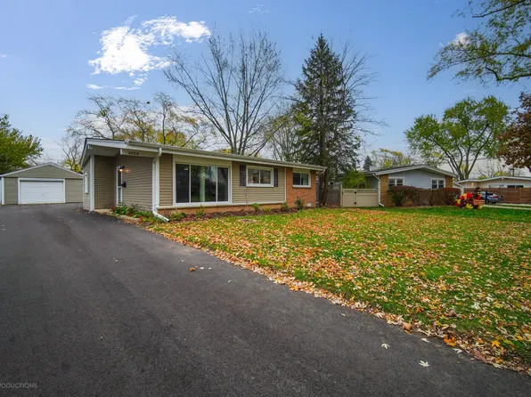 4024 Bluebird Ln, Rolling Meadows, IL 60008