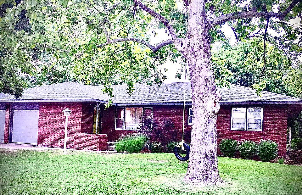 1st image of 1316 W 30th Ave