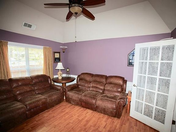 5th image of 740 Cricket Hill Trl