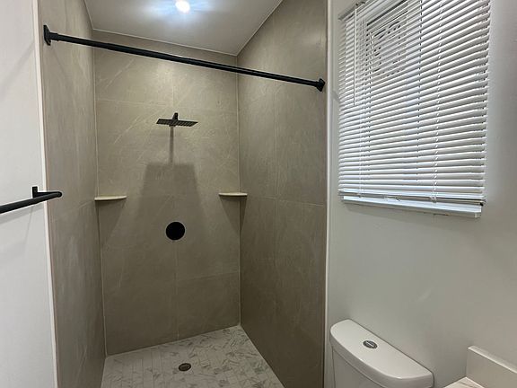 3rd image of 4600 15th St SW #4602