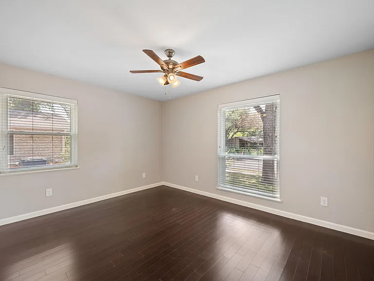 8511 Daleview Dr — Photo 24