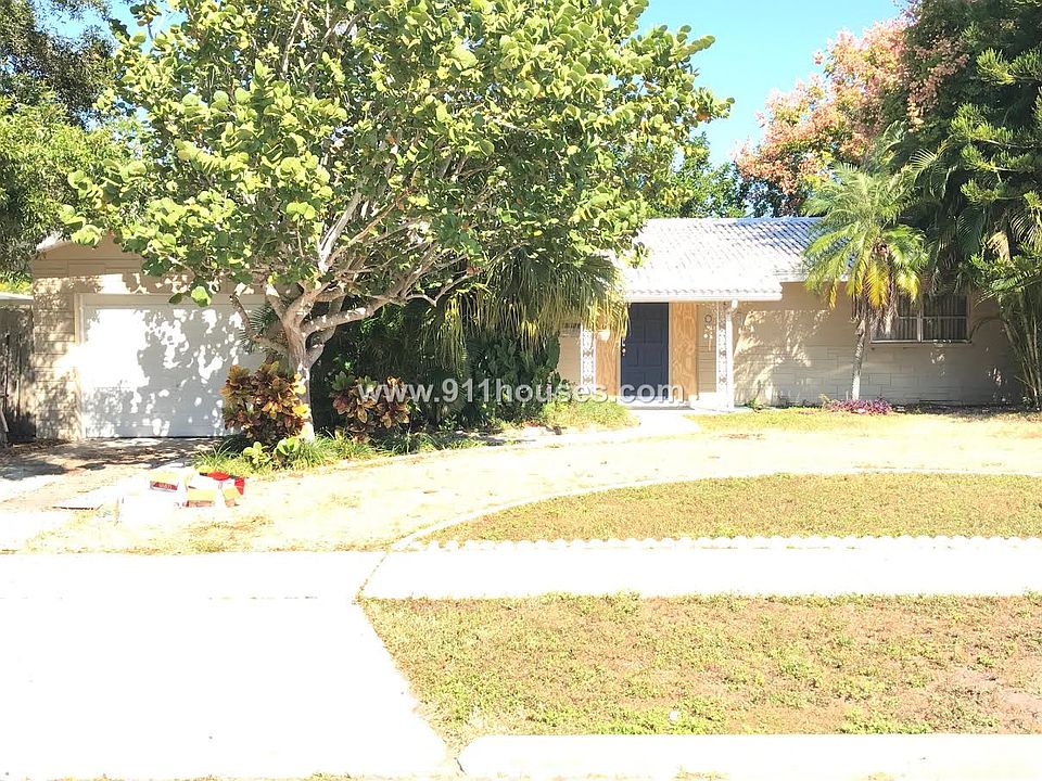 1st image of 5949 30th Ave N
