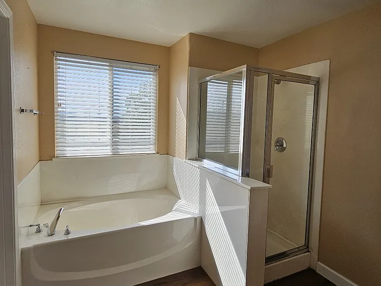 4147 Heirloom Ln — Photo 11