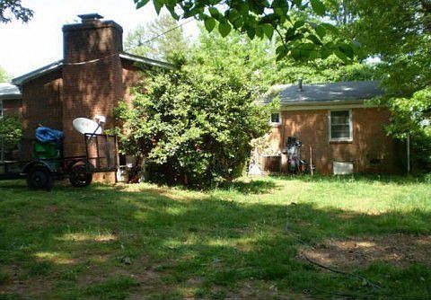1st image of 4828 Charleston Dr