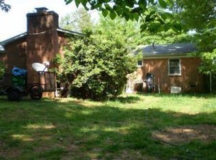 4828 Charleston Dr, Charlotte, NC 28212
