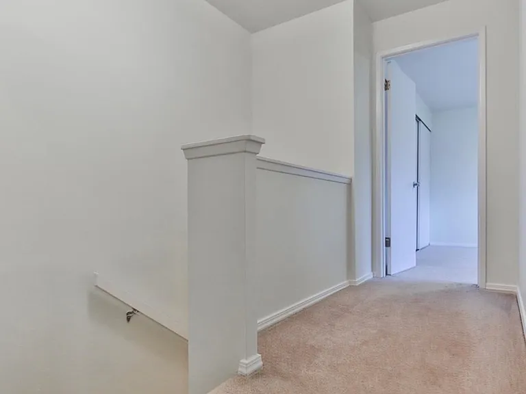 12255 SE 56th St #316 — Photo 12