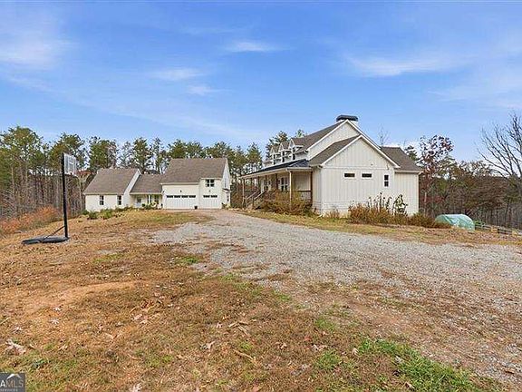 4th image of 744 Moores Gin Rd
